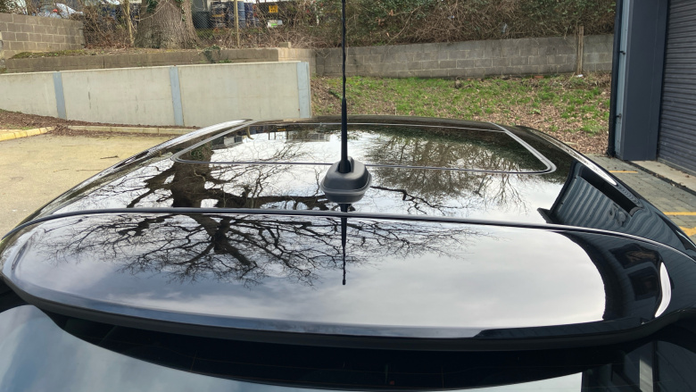 MINI Hatchback 1.5 Cooper Exclusive Premium Plus 5dr Auto Petrol Hatchback